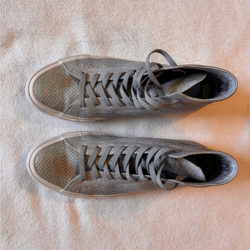 Men’s Converse Chuck Taylor High Top Sneakers - Picture 3 of 8